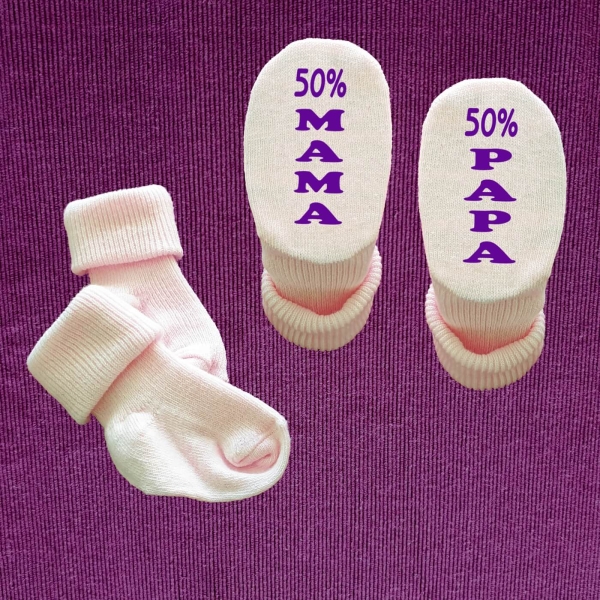 Babysocken mit 50% Mama und 50% Papa