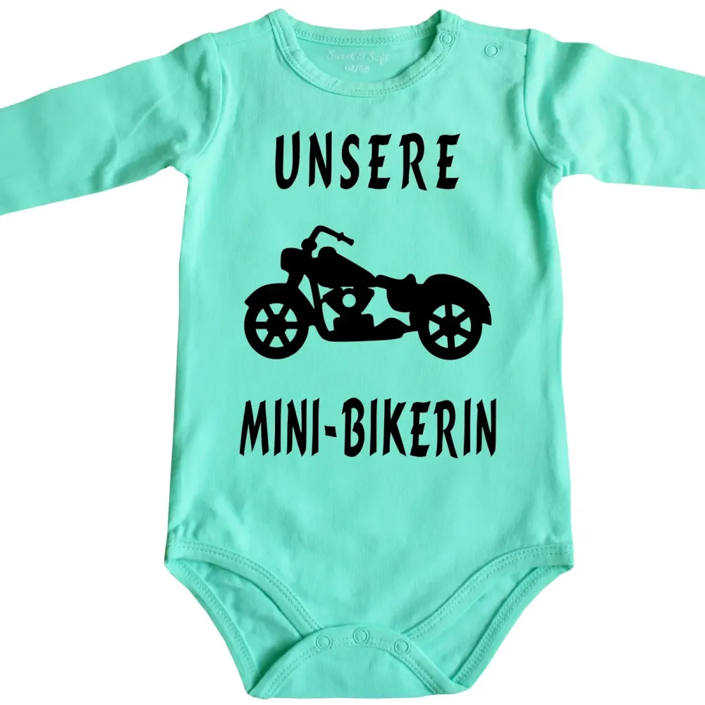 Einteiler Biker mit Motorrad