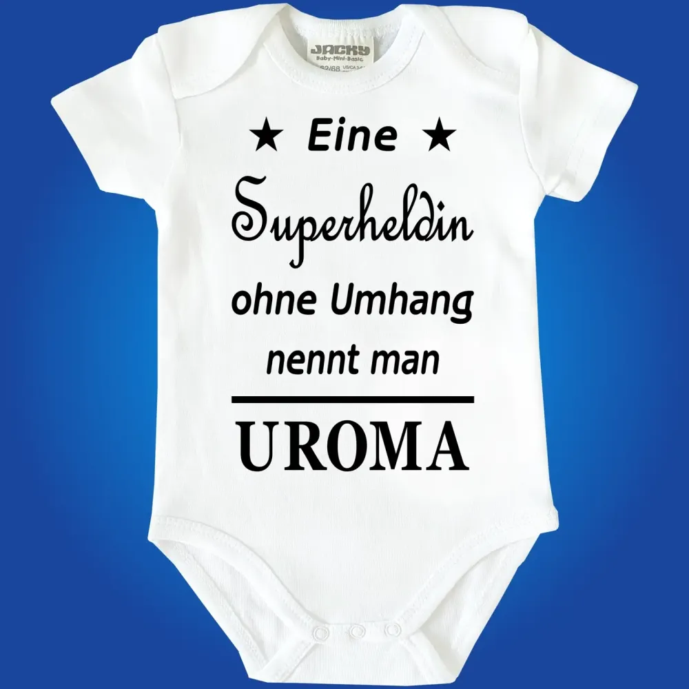 Baby‑Body mit personalisiertem Superhelden‑Motiv für Familie