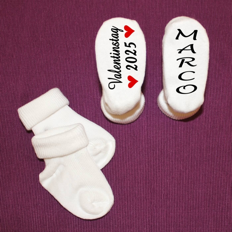 Babysocken zum Valentinstag