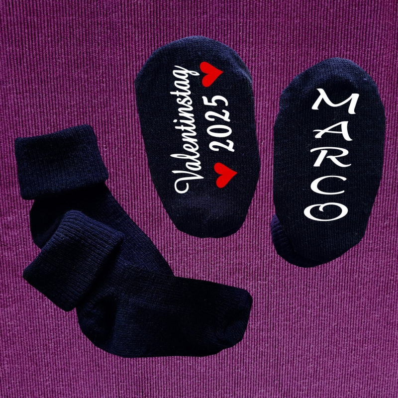 Babysocken zum Valentinstag